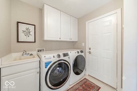 Photo of 569 Melark Drive, Carmel, IN