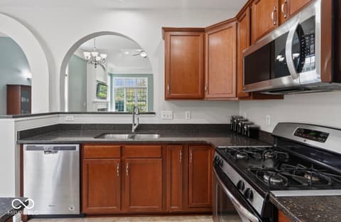Photo of 6691 Beekman Place, Zionsville, IN