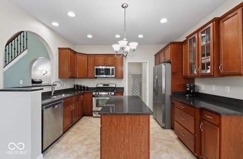 Photo of 6691 Beekman Place, Zionsville, IN