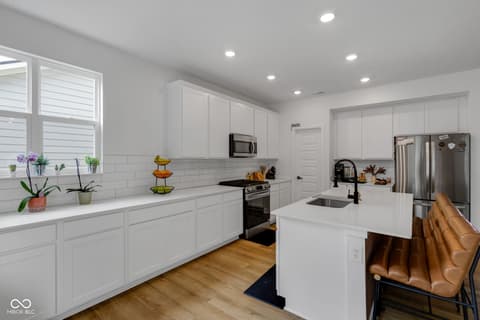 Kitchen at 19490 Honeylocust Glen, Noblesville, IN