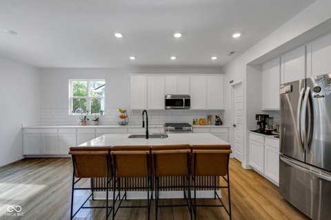 Kitchen at 19490 Honeylocust Glen, Noblesville, IN