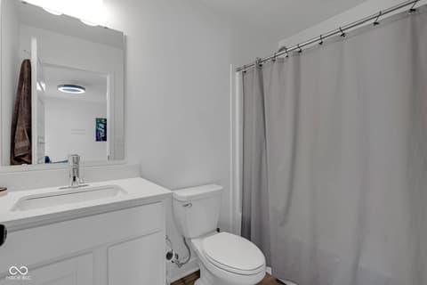 Bathroom at 19490 Honeylocust Glen, Noblesville, IN