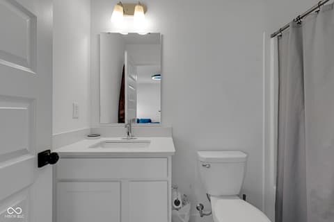 Bathroom at 19490 Honeylocust Glen, Noblesville, IN