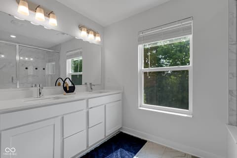 Bathroom at 19490 Honeylocust Glen, Noblesville, IN