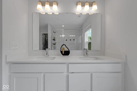 Bathroom at 19490 Honeylocust Glen, Noblesville, IN