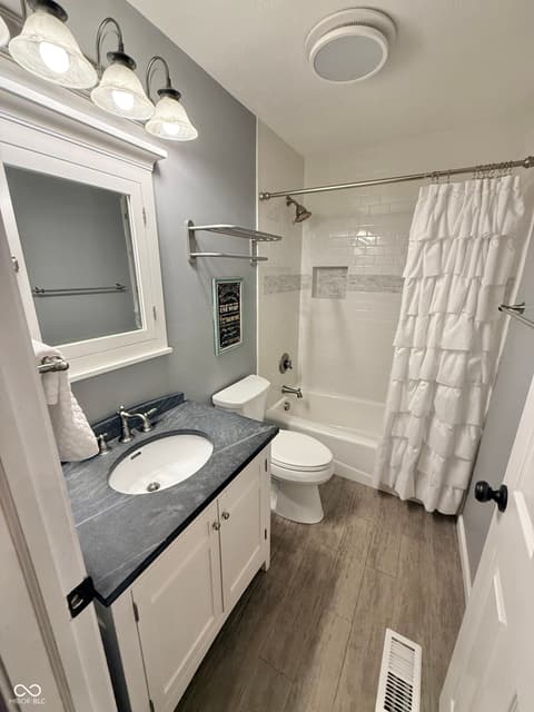 Photo of 9840 Deering Street, Fishers, IN