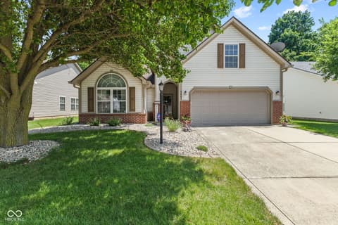 5881 Lost Oaks Drive