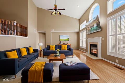 Photo of 10983 Parkland Court, Fishers, IN