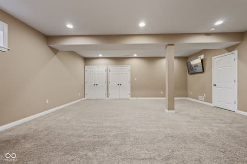 Photo of 10983 Parkland Court, Fishers, IN
