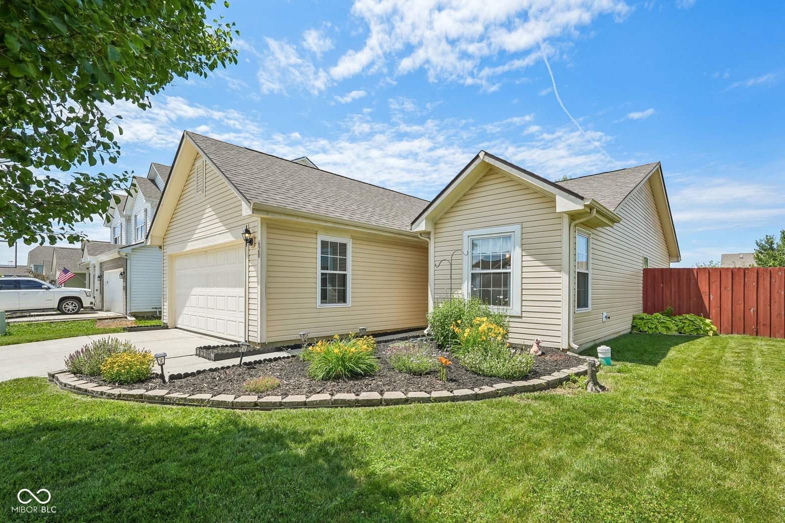 Photo of 620 Bobtail Drive, Greenfield, IN