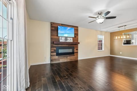 Photo of 620 Bobtail Drive, Greenfield, IN