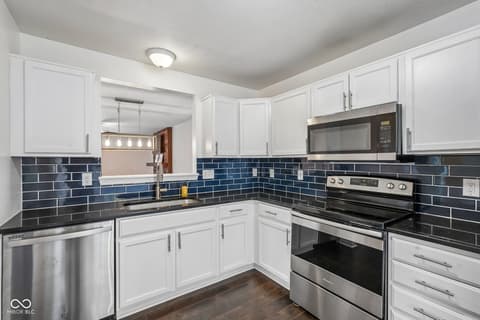 Photo of 620 Bobtail Drive, Greenfield, IN