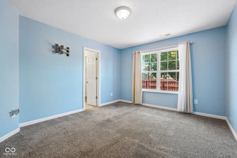 Photo of 620 Bobtail Drive, Greenfield, IN