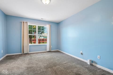 Photo of 620 Bobtail Drive, Greenfield, IN