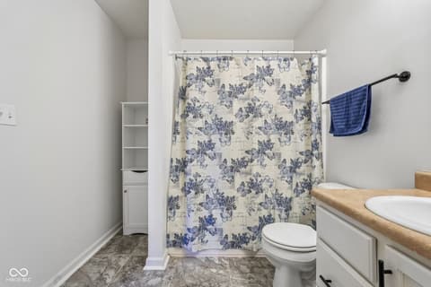 Photo of 620 Bobtail Drive, Greenfield, IN
