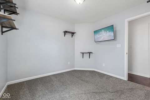 Photo of 620 Bobtail Drive, Greenfield, IN
