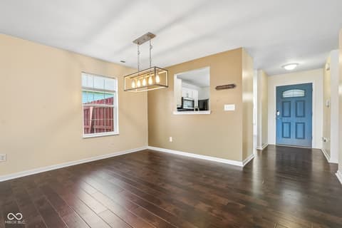 Photo of 620 Bobtail Drive, Greenfield, IN
