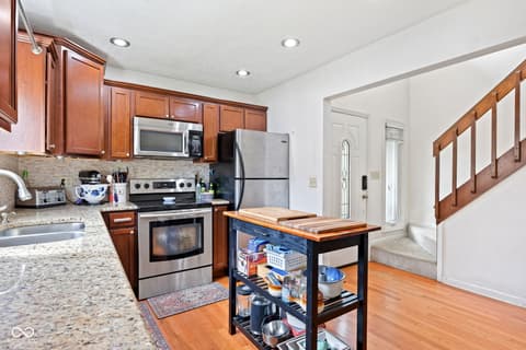 Photo of 7814 Hampton Place, Fishers, IN