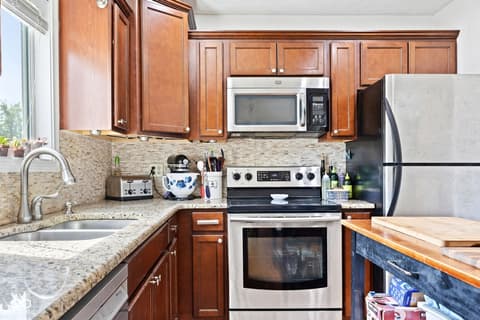 Photo of 7814 Hampton Place, Fishers, IN