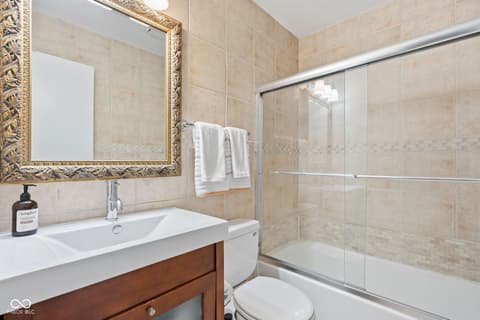 Photo of 7814 Hampton Place, Fishers, IN