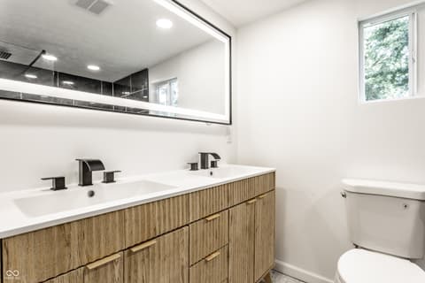 Bathroom at 1395 Evans Avenue, Noblesville, IN