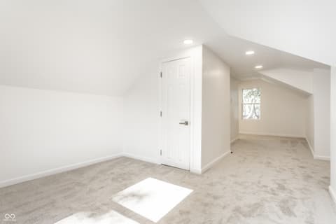 Bonus room at 1395 Evans Avenue, Noblesville, IN