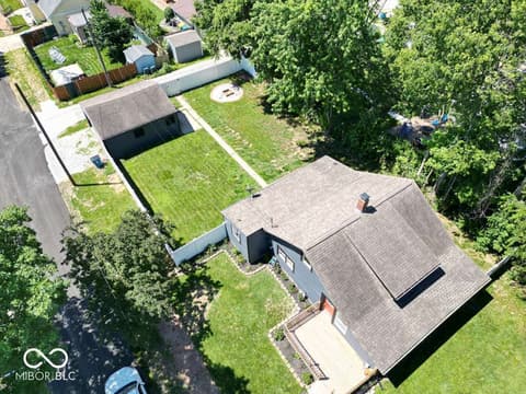 Photo of 1395 Evans Avenue, Noblesville, IN