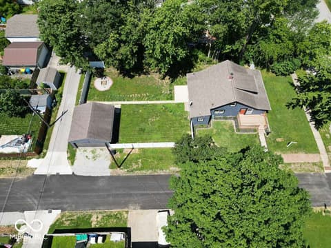 Photo of 1395 Evans Avenue, Noblesville, IN