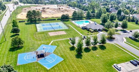 Photo of 1231 Pawtucket Drive, Westfield, IN