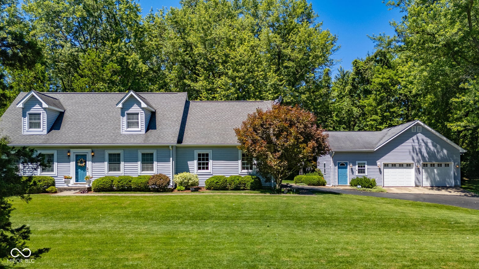 Front exterior at 16289 Cumberland, Noblesville, IN