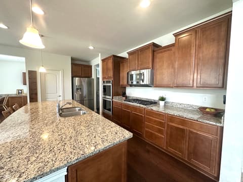 Photo of 8752 Windpointe Pass, Zionsville, IN
