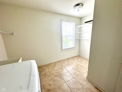 Photo of 8752 Windpointe Pass, Zionsville, IN