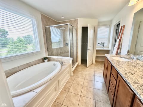 Photo of 8752 Windpointe Pass, Zionsville, IN