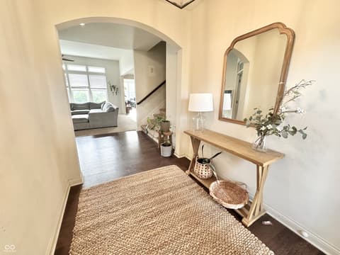 Photo of 8752 Windpointe Pass, Zionsville, IN