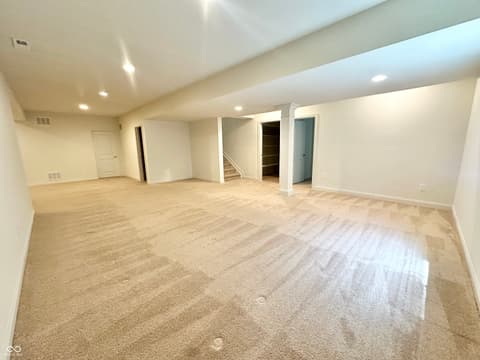 Photo of 8752 Windpointe Pass, Zionsville, IN
