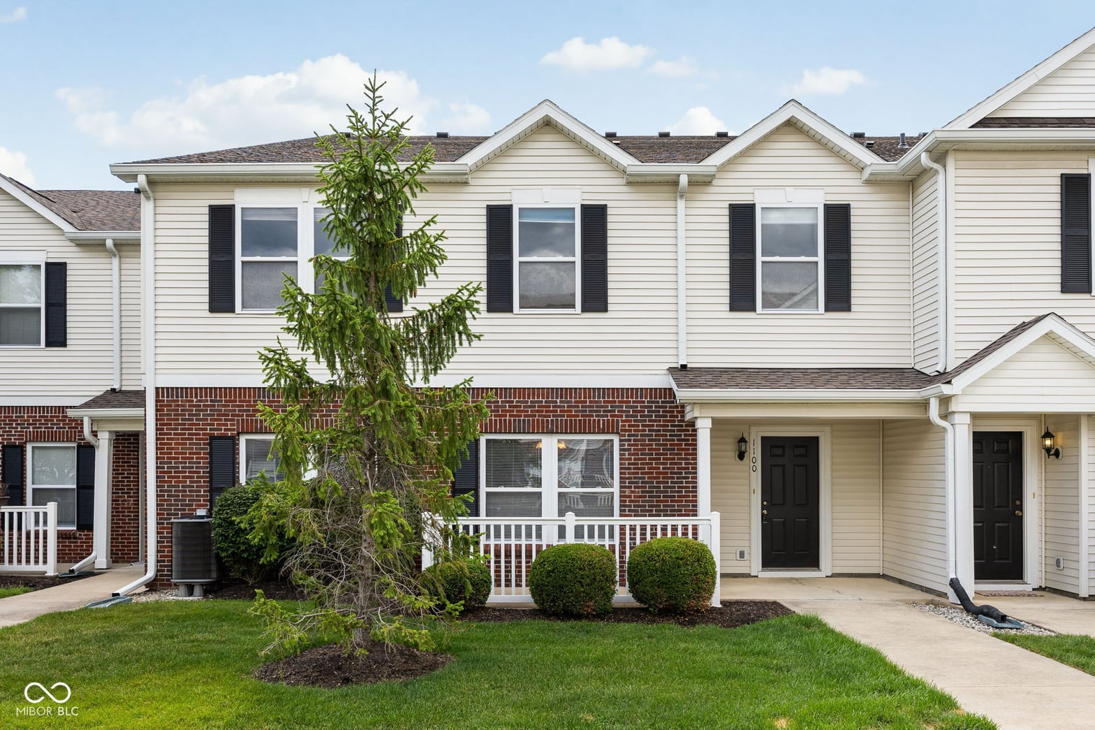 Photo of 12175 Bubbling Brook Drive, Fishers, IN