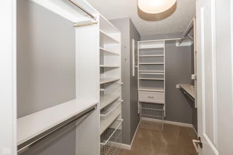 Walk In Closets — 15540 Bethesda Circle, Westfield, IN