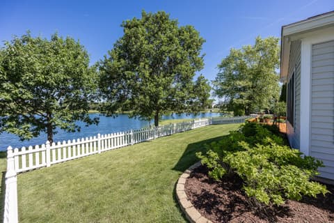 Yard at 15540 Bethesda Circle, Westfield, IN