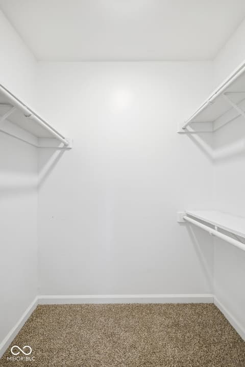 Walk In Closets — 2204 Walnut Way, Noblesville, IN