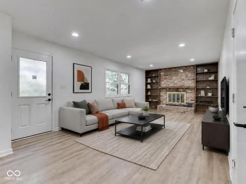 Living room at 11506 Rolling Springs Drive, Carmel, IN