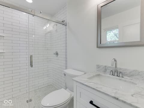 Primary bathroom at 11506 Rolling Springs Drive, Carmel, IN