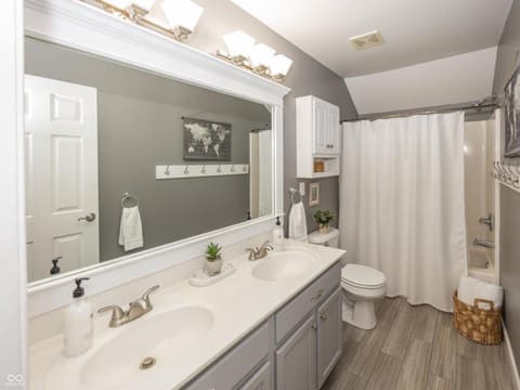 Photo of 751 Princeton Lane, Westfield, IN