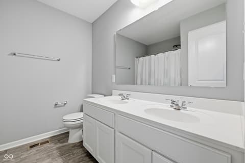 Photo of 870 Touralosa Drive, Westfield, IN