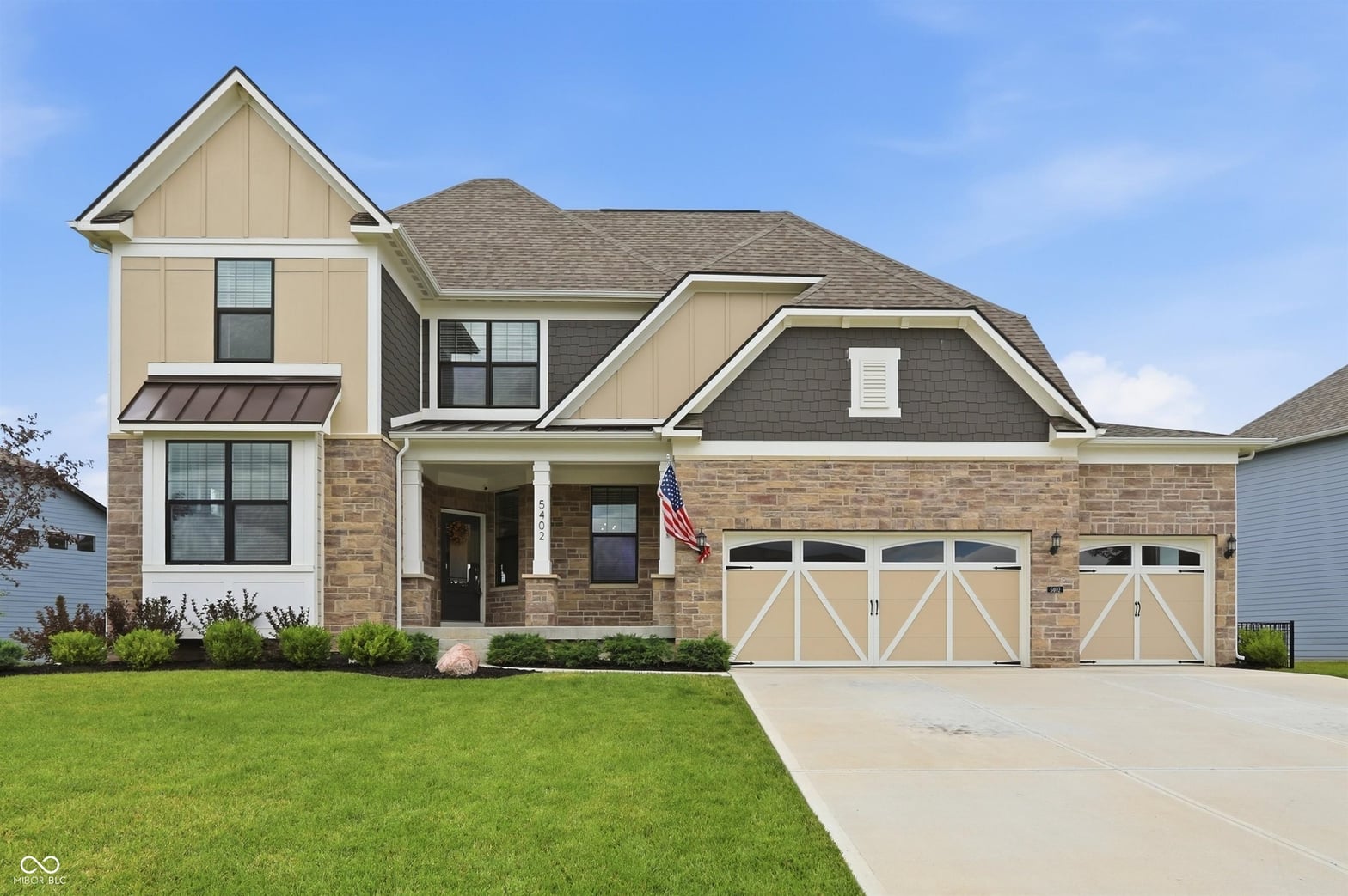 Photo of 5402 Peachtree Road, Zionsville, IN