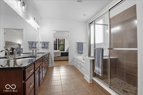 Primary bathroom at 910 Viking Sunrise Lane, Westfield, IN
