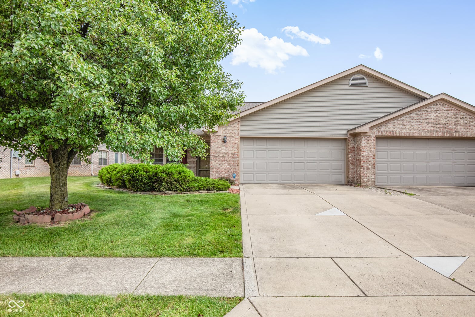 Photo of 3831 Oak Trail, Indianapolis, IN