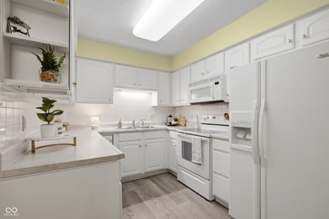 Photo of 3831 Oak Trail, Indianapolis, IN