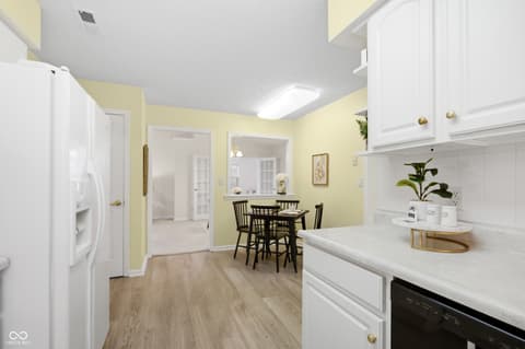 Photo of 3831 Oak Trail, Indianapolis, IN