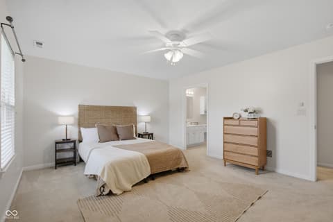 Photo of 3831 Oak Trail, Indianapolis, IN