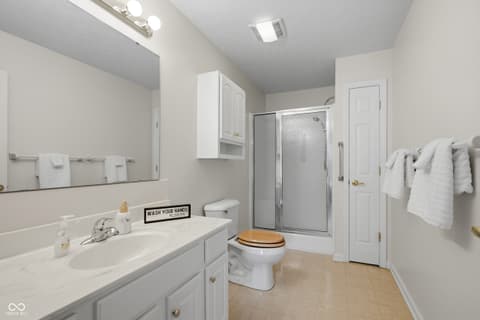 Photo of 3831 Oak Trail, Indianapolis, IN